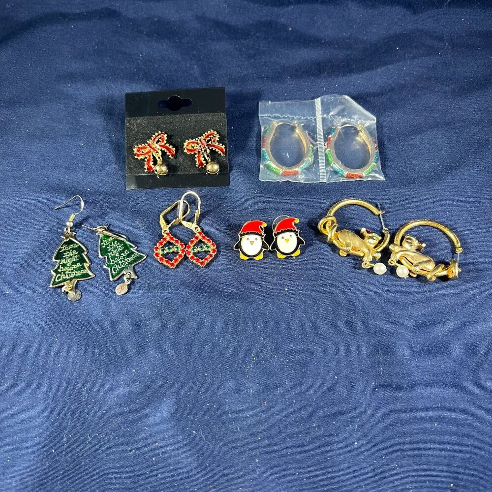 Set Of 6 Festive Holiday Earrings - Christmas Trees Bows Penguins Gold Cats & Be